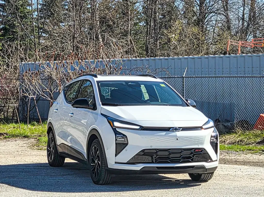 Chevrolet Bolt 2027 photo 4