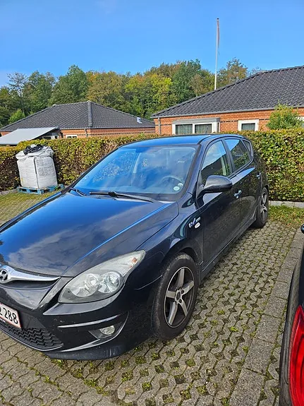 Hyundai I30 2010 photo 2