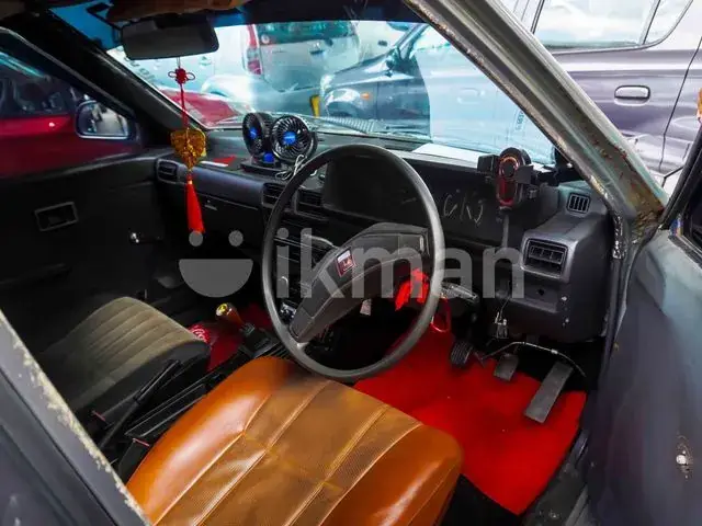 Mitsubishi Lancer 1980 photo 5