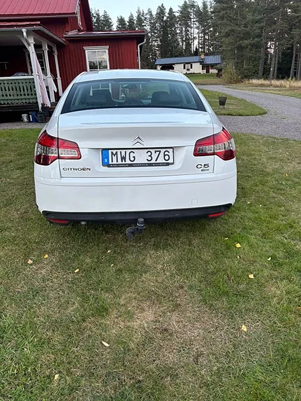 Citroen C5 2012 photo 3