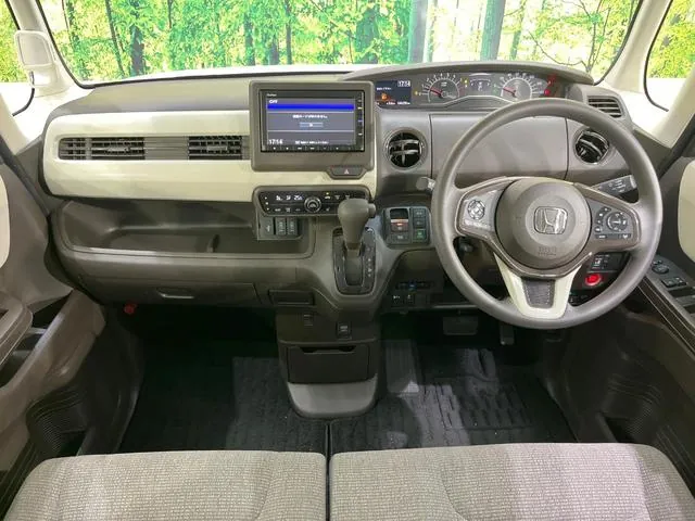 Honda N-Box L 2022 photo 2