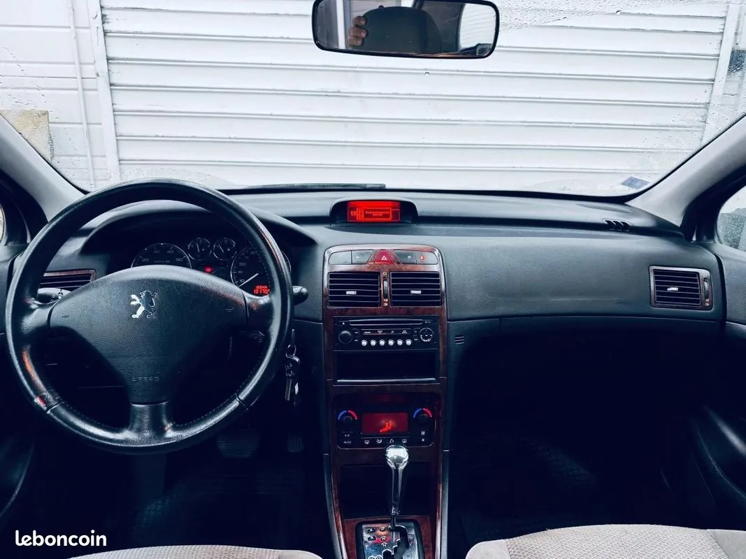 Peugeot 307 2008 photo 5