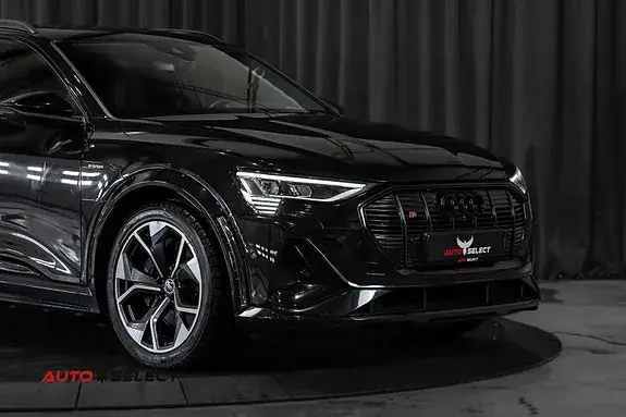 Audi E-Tron 2021 photo 2