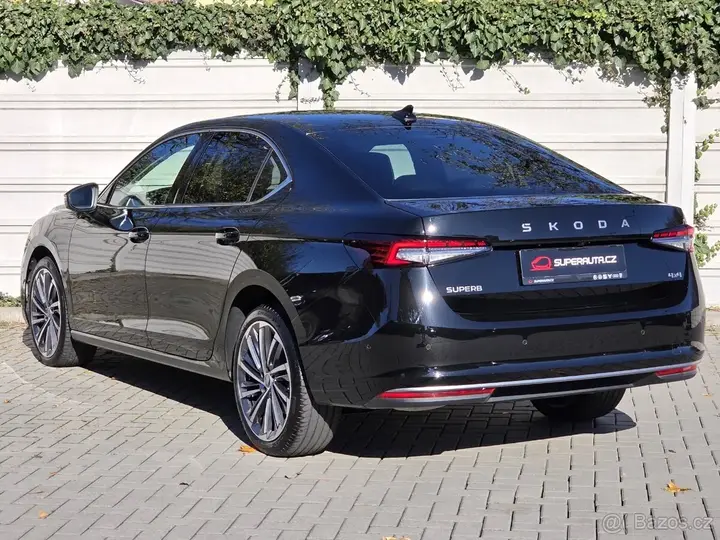 Skoda Superb 2025 photo 4