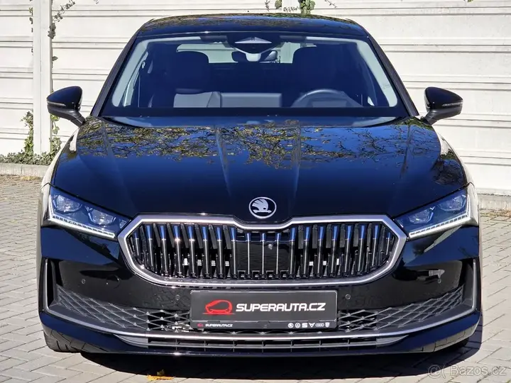 Skoda Superb 2025 photo 2
