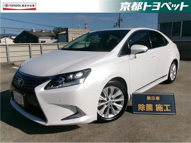 Lexus Hs