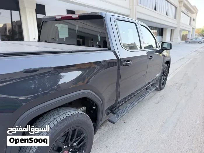 GMC Sierra 2025 photo 3