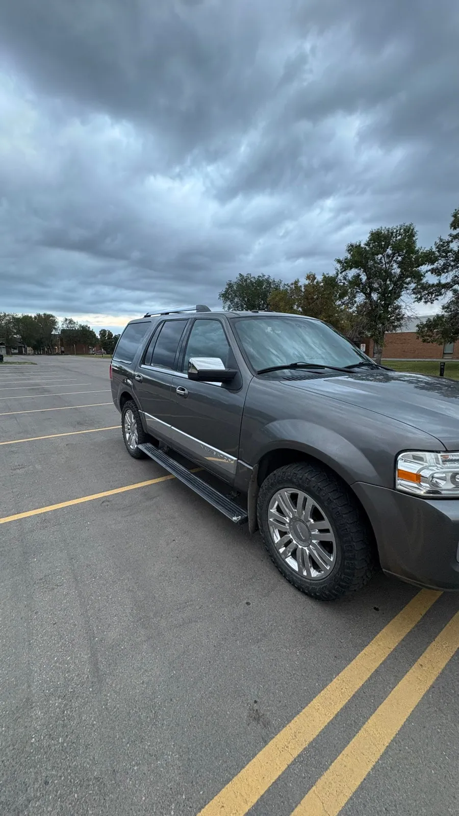 Lincoln Navigator 2011 photo 3