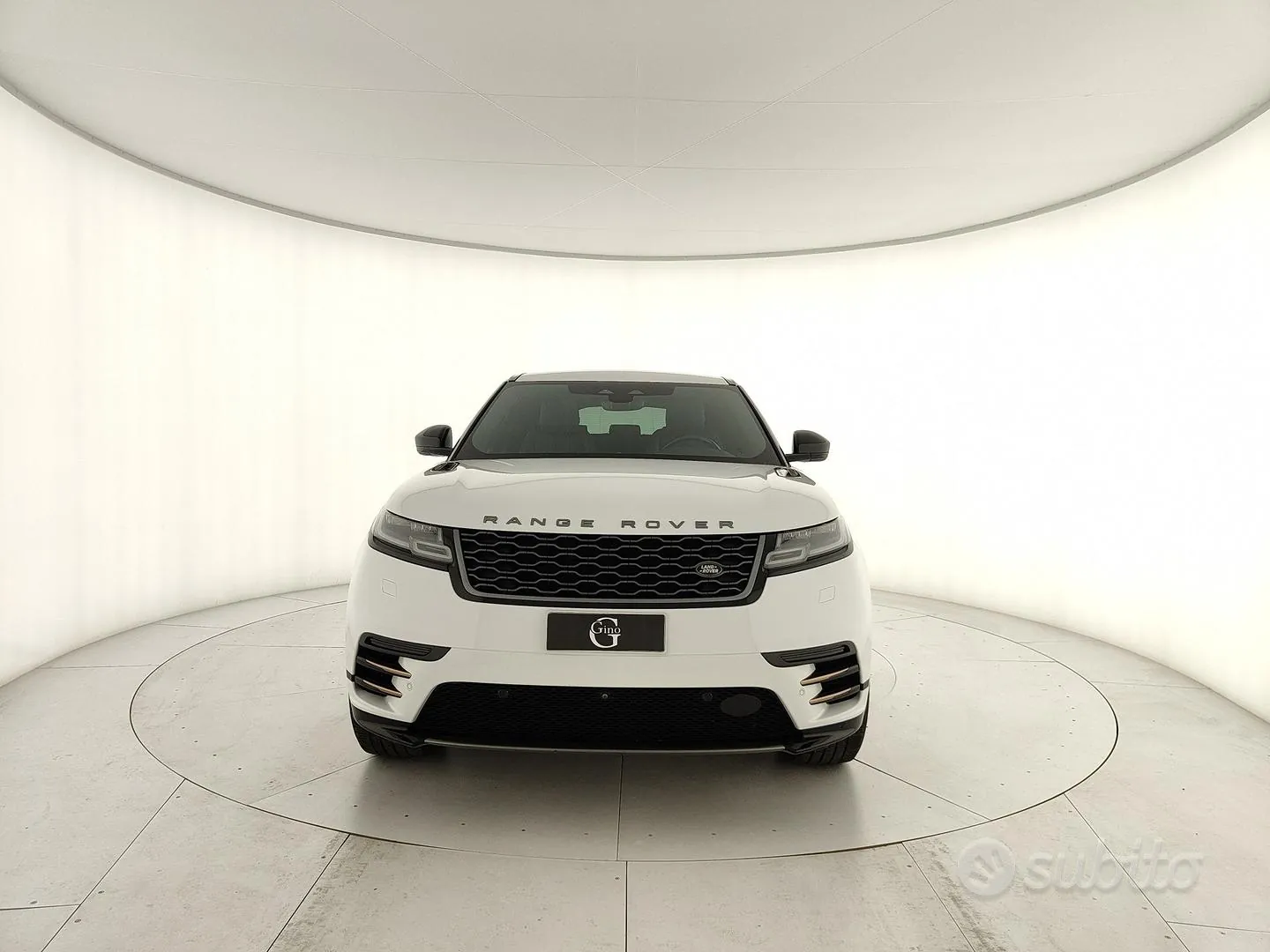 Land Rover Range Rover Velar 2022 photo 2