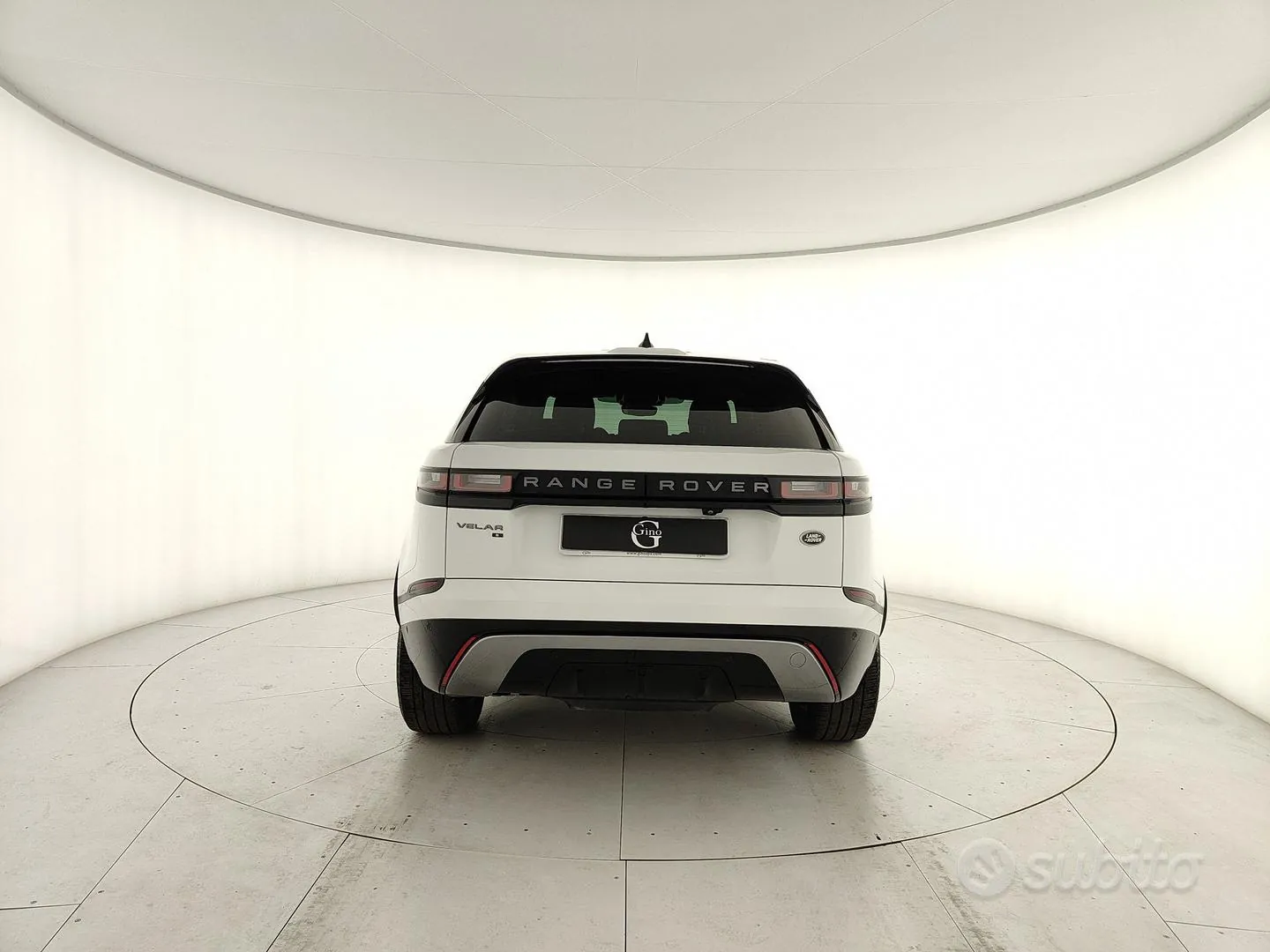 Land Rover Range Rover Velar 2022 photo 4