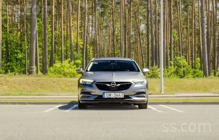 Opel Insignia Sports Tourer 2018 photo 3