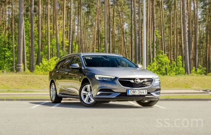 Opel Insignia Sports Tourer 2018 photo 2