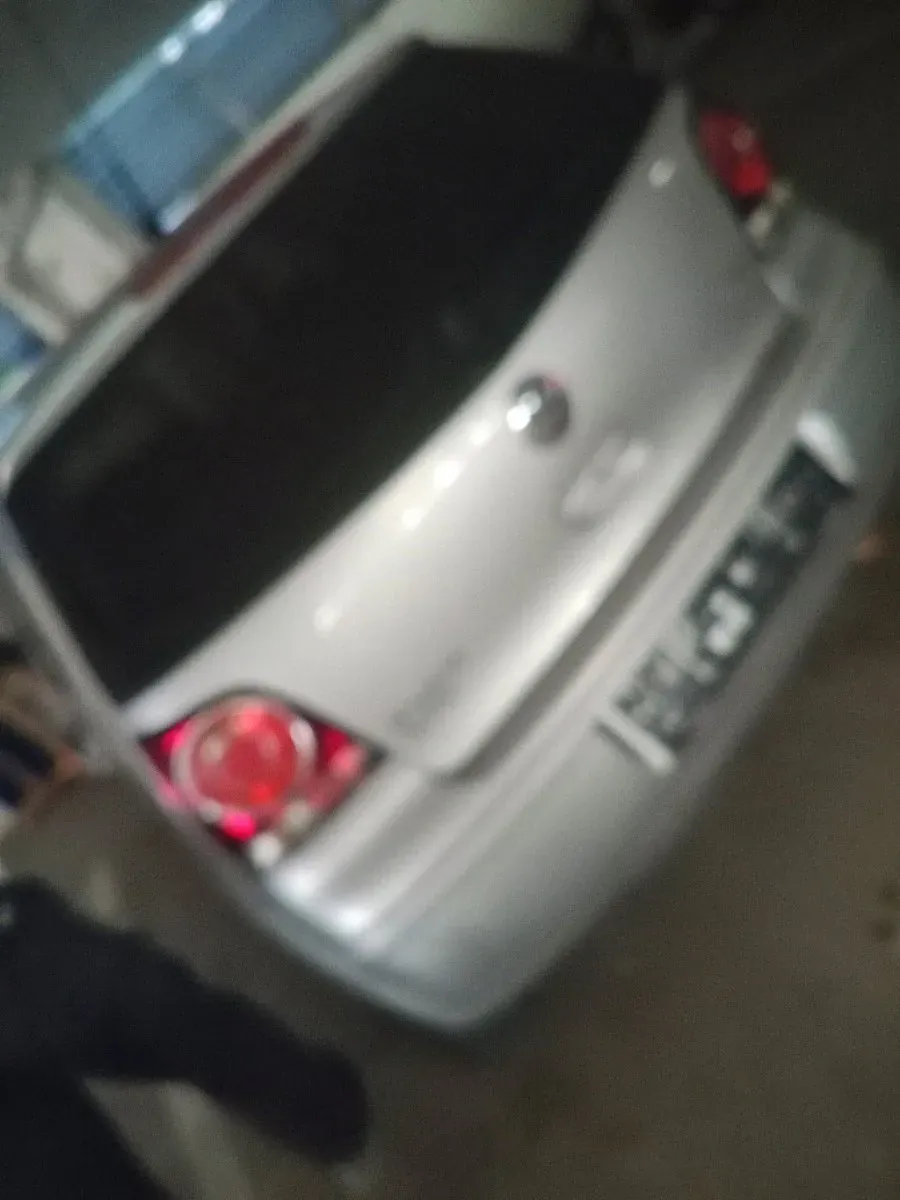 Volkswagen Polo 2006 photo 2
