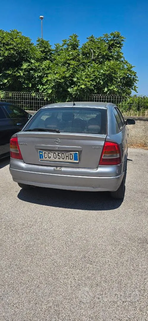 Opel Astra 2003 photo 2