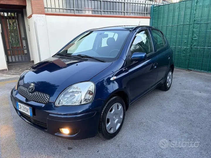 Toyota Yaris 2004 photo 5