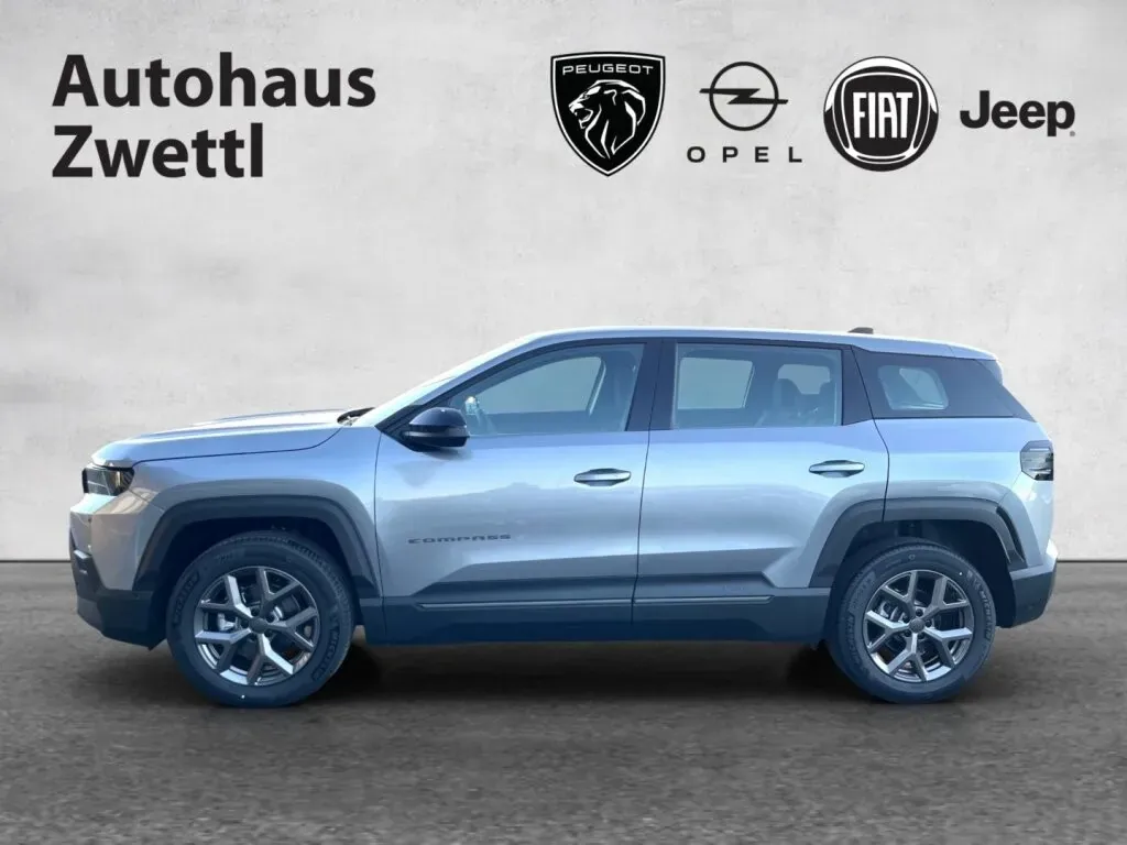Jeep Compass photo 3