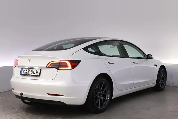 Tesla Model 3 2023 photo 5