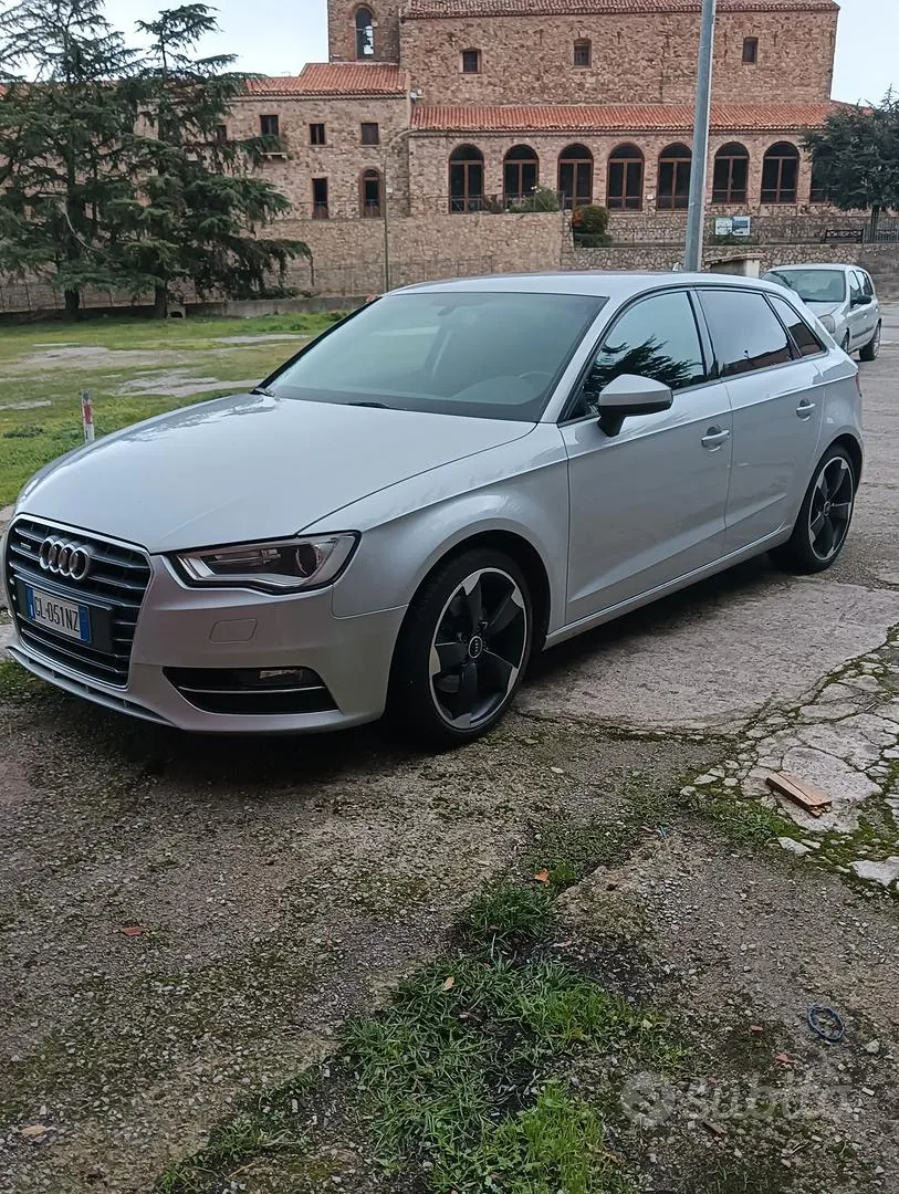 Audi A3 2015 photo 3