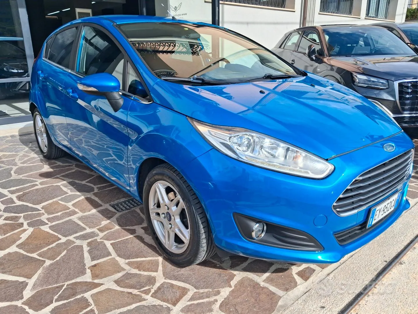 Ford Fiesta 2015 photo 2
