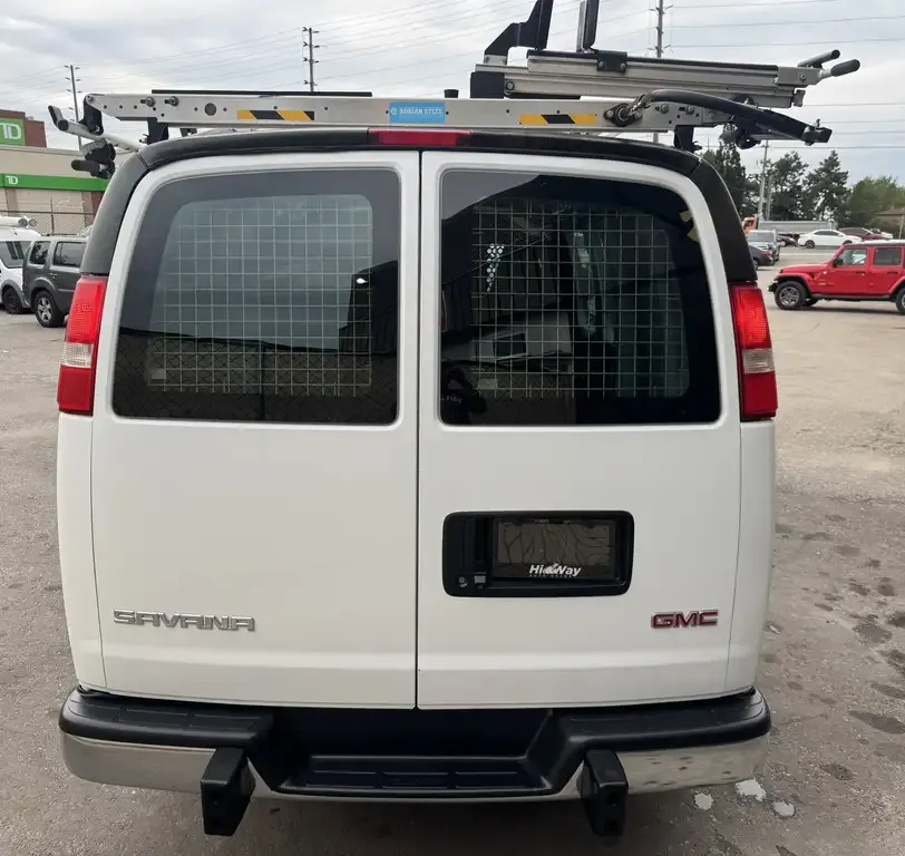 GMC Savana 2500 2019 photo 4