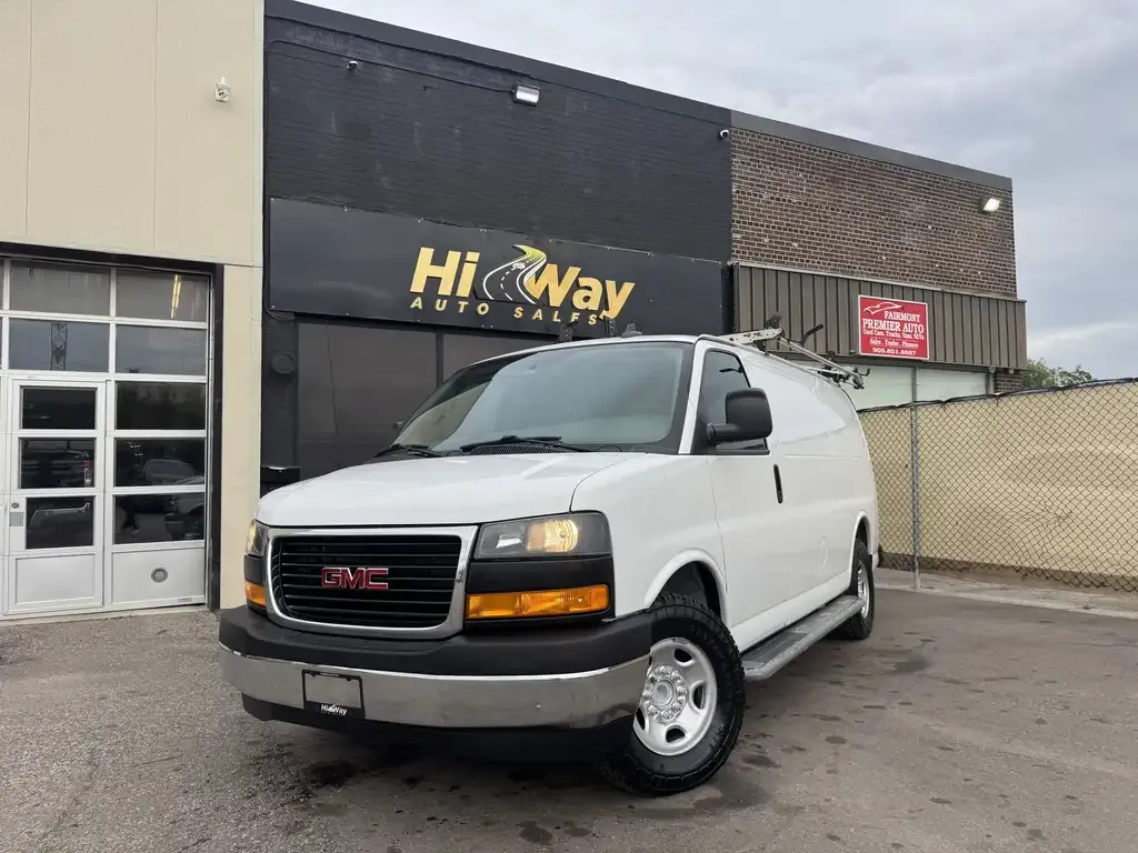 GMC Savana 2500 2019 photo 2