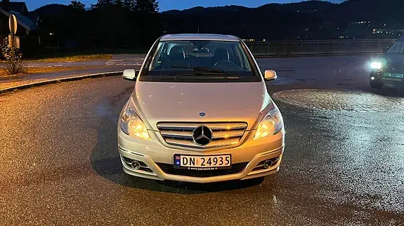 Mercedes-Benz B 180 D 2008 photo 2