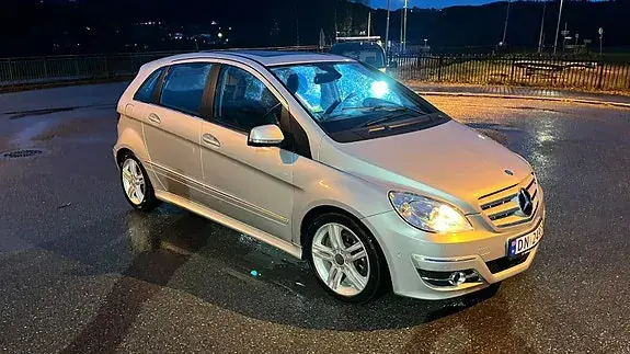 Mercedes-Benz B 180 D