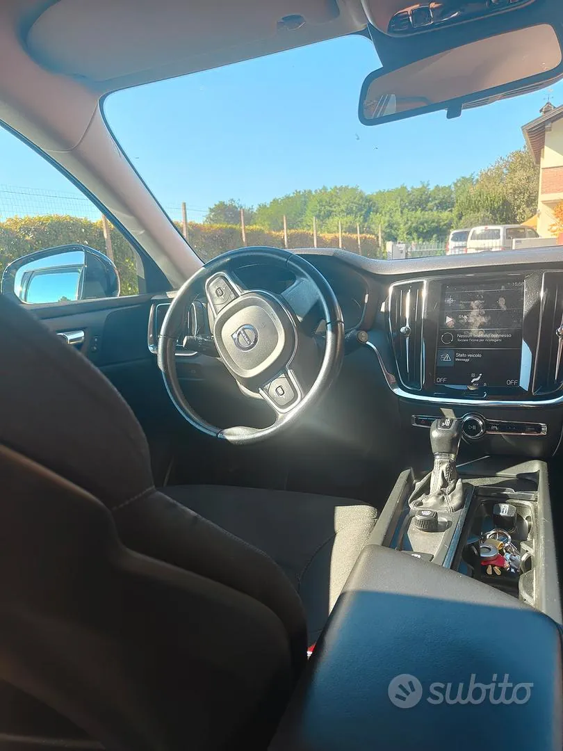 Volvo V60 2020 photo 4