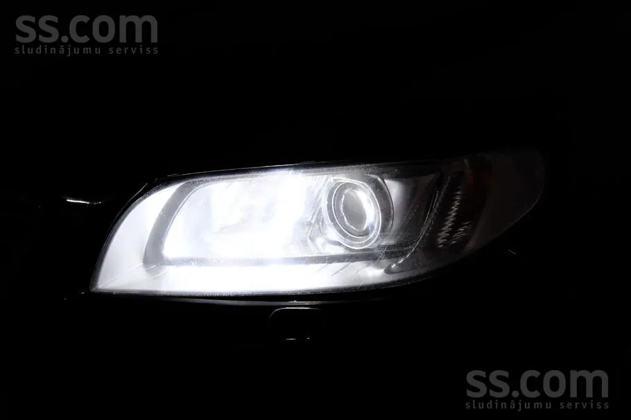 Volvo V70 2016 photo 3