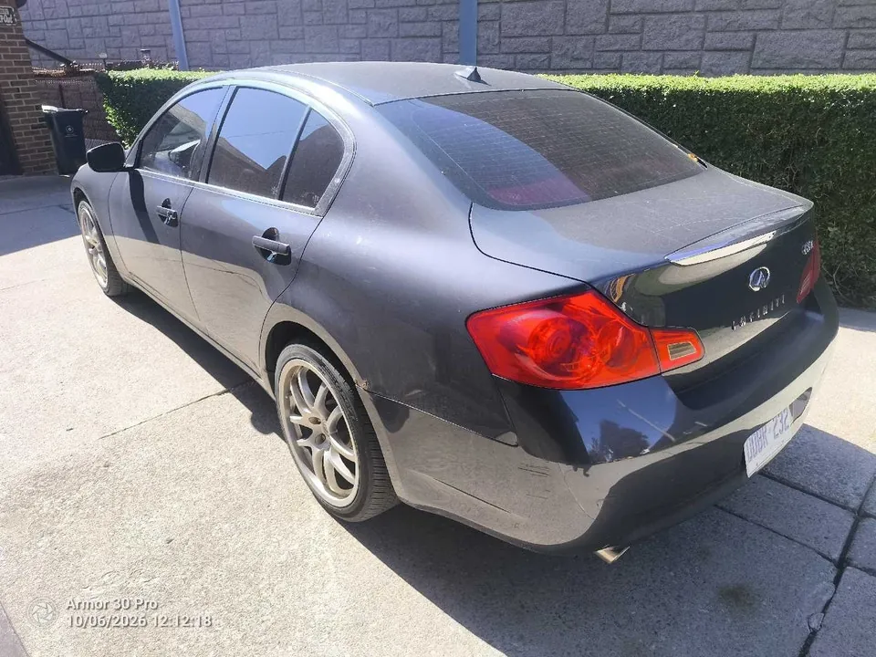 Infiniti G37X 2009 photo 2