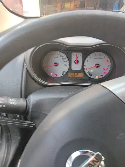 Nissan Note 2008 photo 5