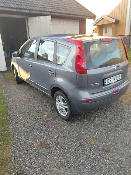 Nissan Note 2008 photo 3