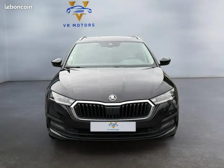 Skoda Octavia 2020 photo 2