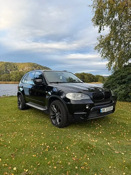 BMW X5 2011 photo 2