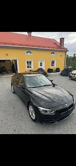BMW 330I 2017 photo 3