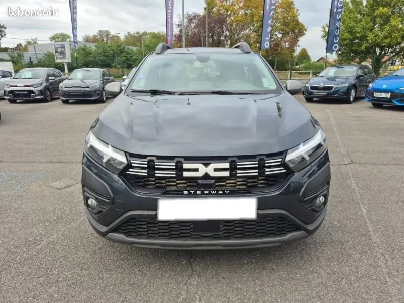 Dacia Sandero 2023 photo 2