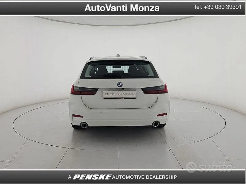 BMW 3 Series 2025 photo 4