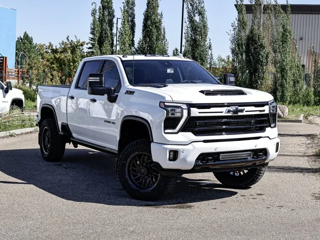 Chevrolet Silverado 2500Hd 2024 photo 2