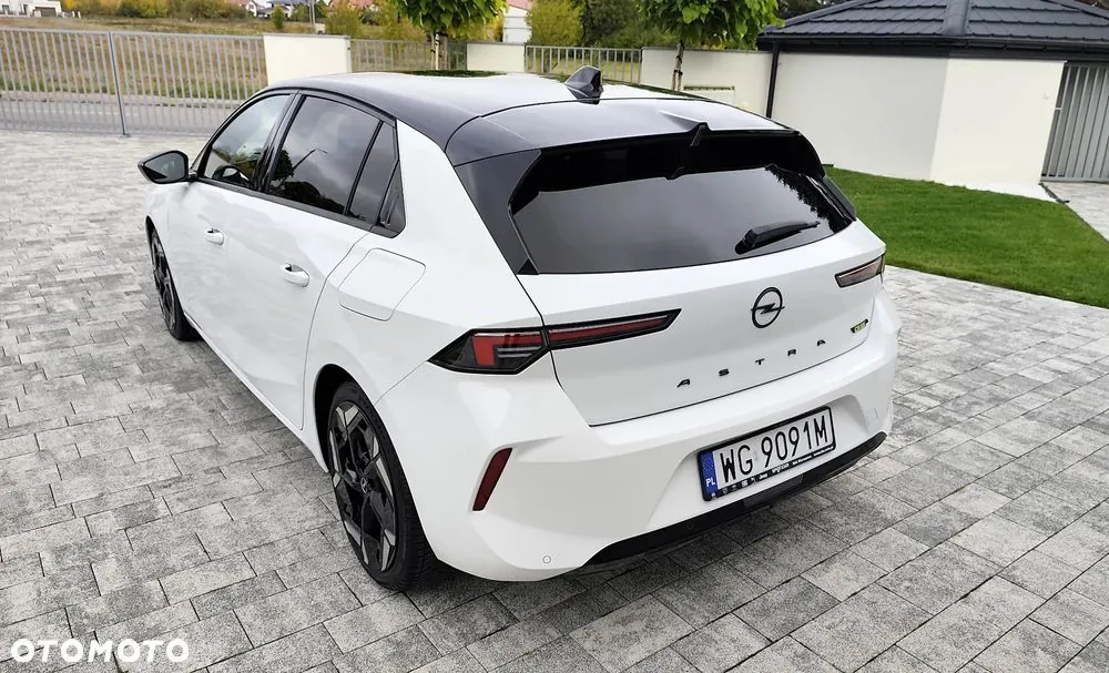Opel Astra 2023 photo 3