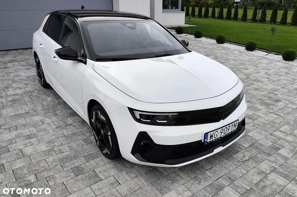 Opel Astra 2023 photo 4