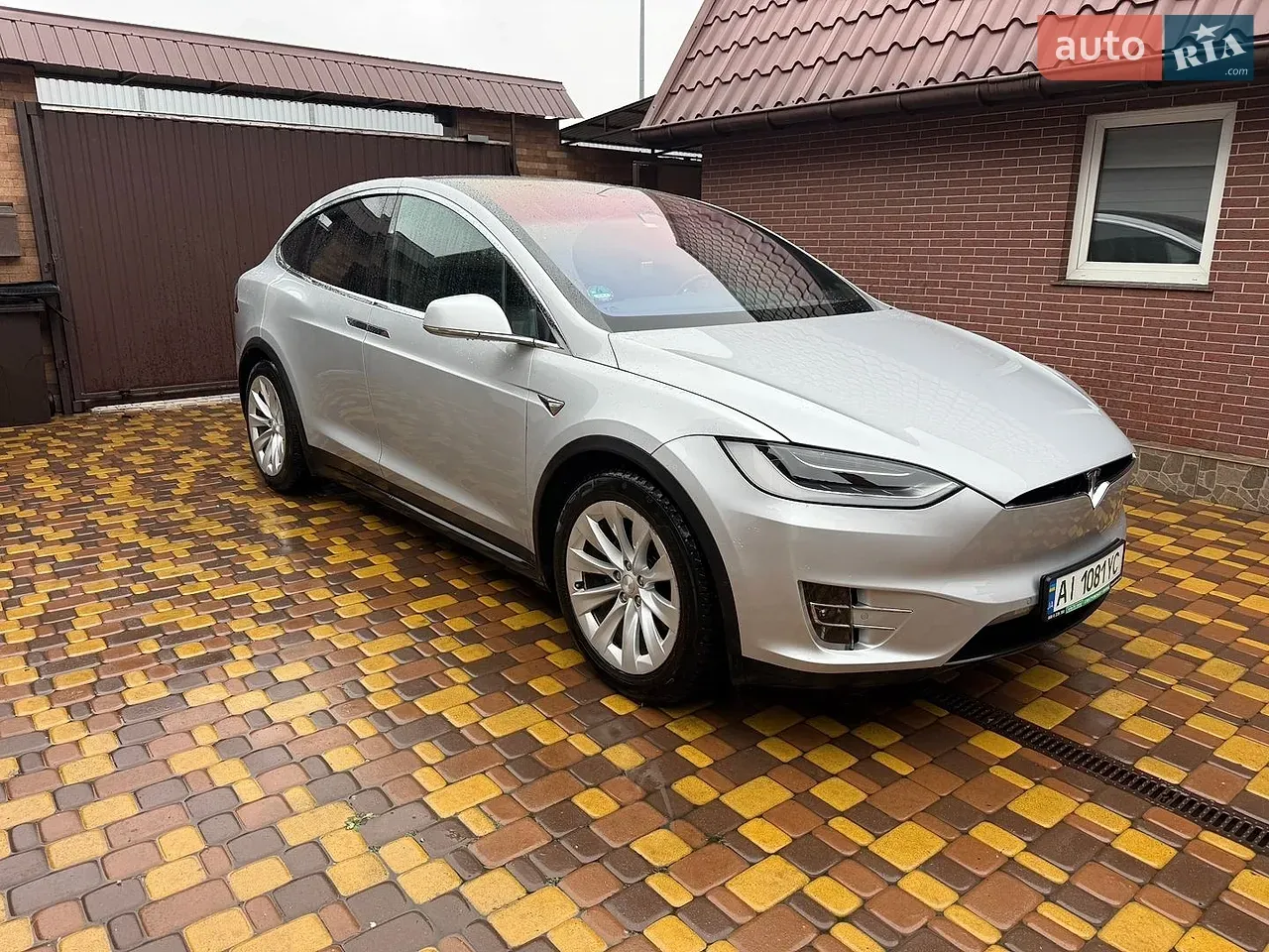 Tesla Model X 2018 photo 5