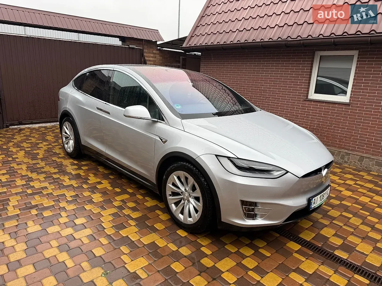 Tesla Model X 2018 photo 4