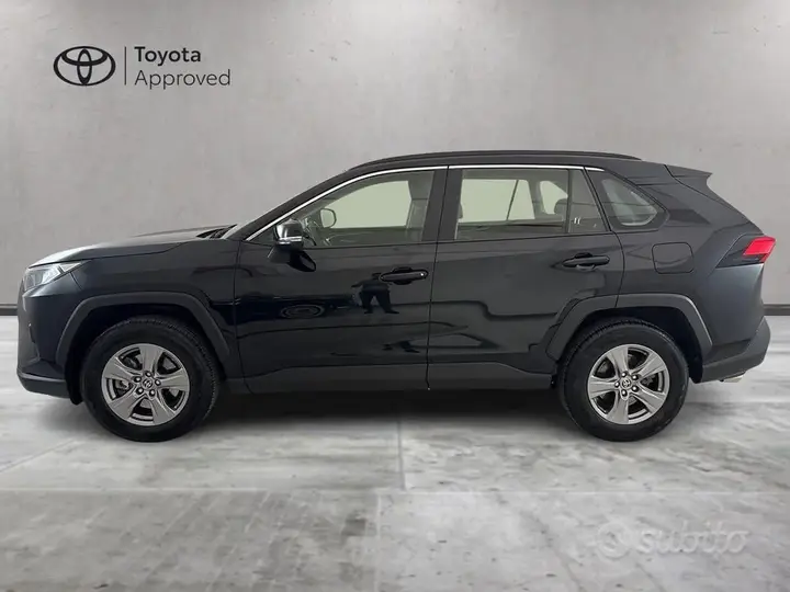 Toyota Rav4 2022 photo 3
