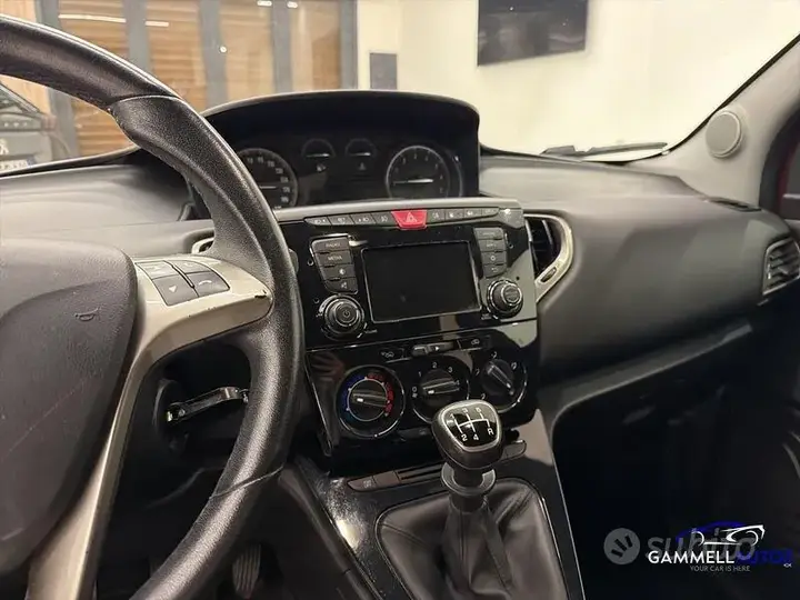 Lancia Ypsilon 2019 photo 5