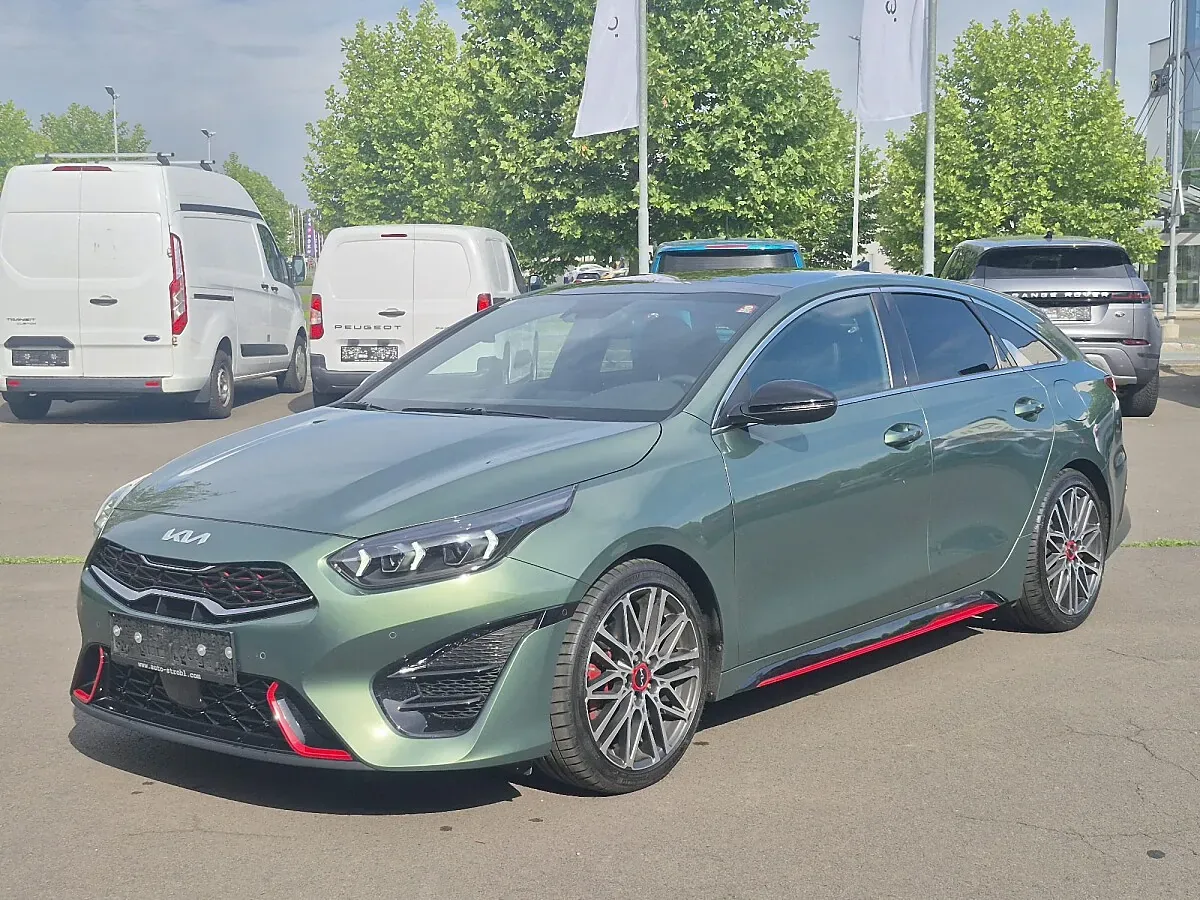 Kia Proceed