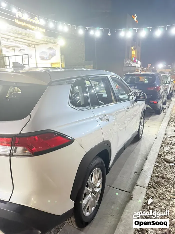 Toyota Corolla Cross 2023 photo 2