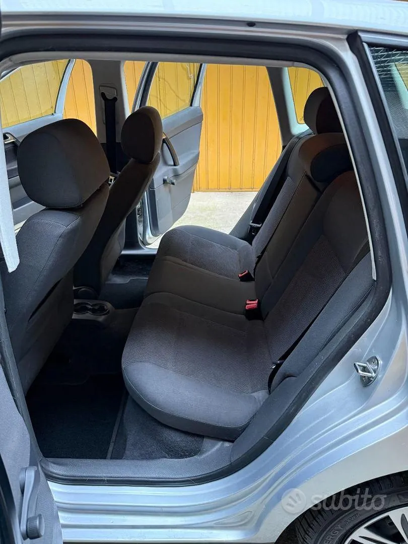 Volkswagen Polo 2005 photo 5