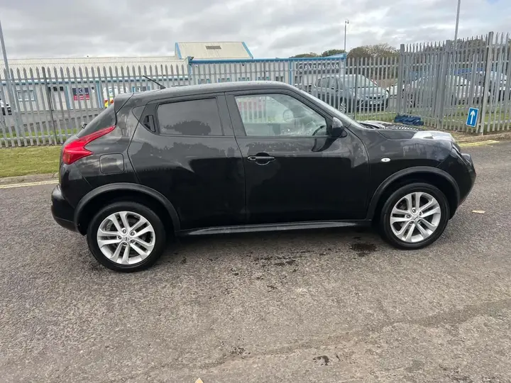 Nissan Juke 2014 photo 2
