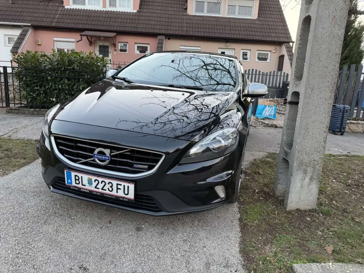 Volvo V40 2016 photo 3