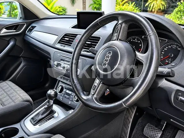 Audi Q3 2017 photo 4